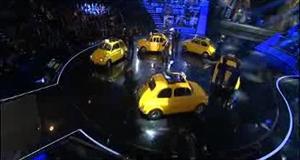 La velina delle pulizie di fine anno