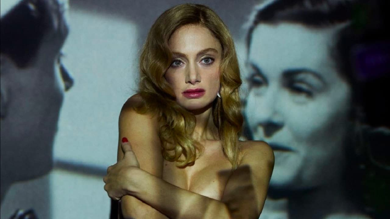 IL PORNO AMORALE MA NON IMMORALE DI SCHICCHI