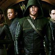 arrow_tv_serie4017.jpg
